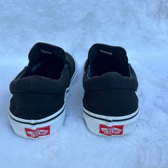 Unisex Vans Black Skull Slip-On Sneakers - Picture 6 of 12